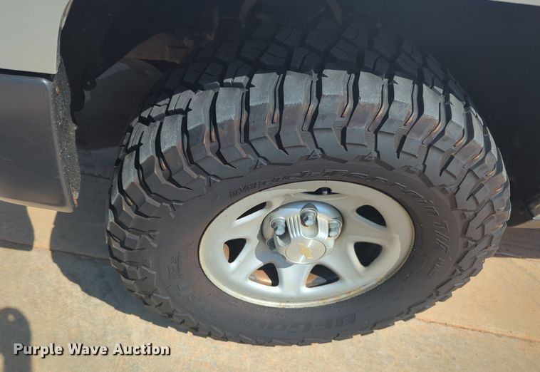 image for item NW9717 2017 Chevrolet  Silverado 1500 Double Cab pickup truck