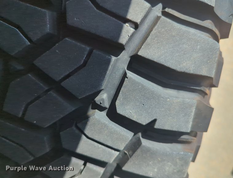 image for item NW9717 2017 Chevrolet  Silverado 1500 Double Cab pickup truck