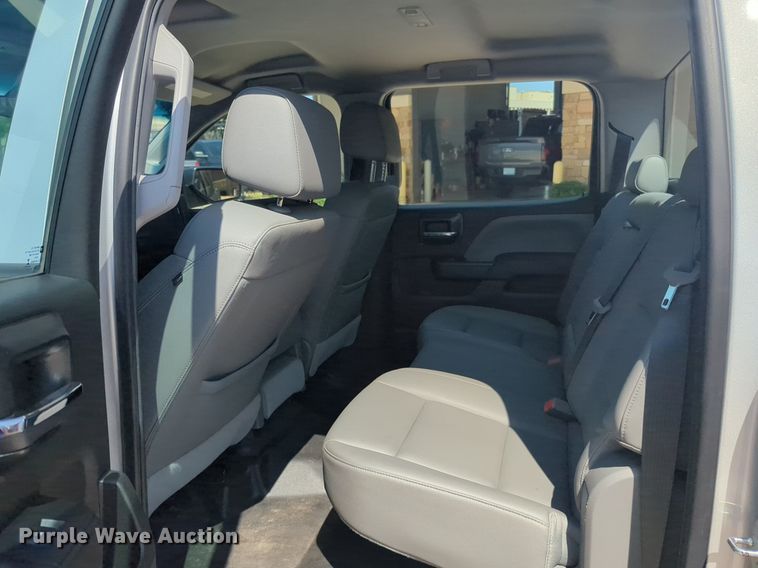 image for item NW9718 2018 Chevrolet Silverado 1500 Crew Cab pickup truck