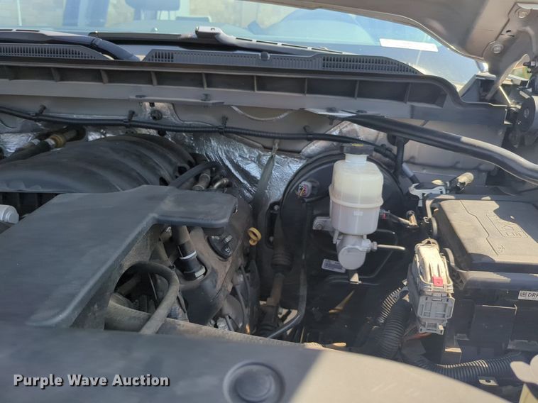 image for item NW9718 2018 Chevrolet Silverado 1500 Crew Cab pickup truck