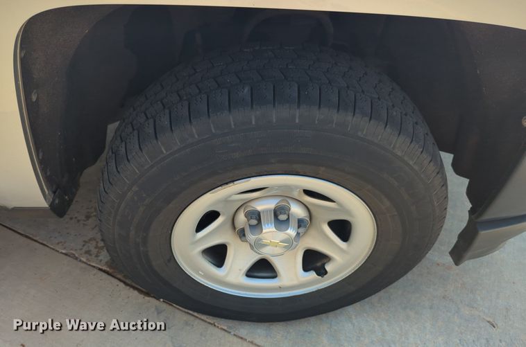 image for item NW9718 2018 Chevrolet Silverado 1500 Crew Cab pickup truck