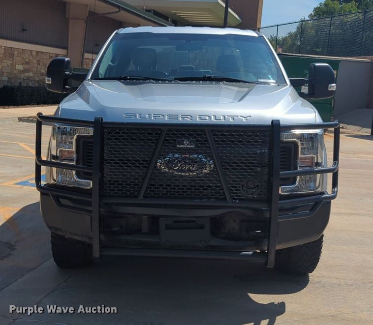 image for item NW9719 2018 Ford  F250 Super Duty SuperCab pickup truck
