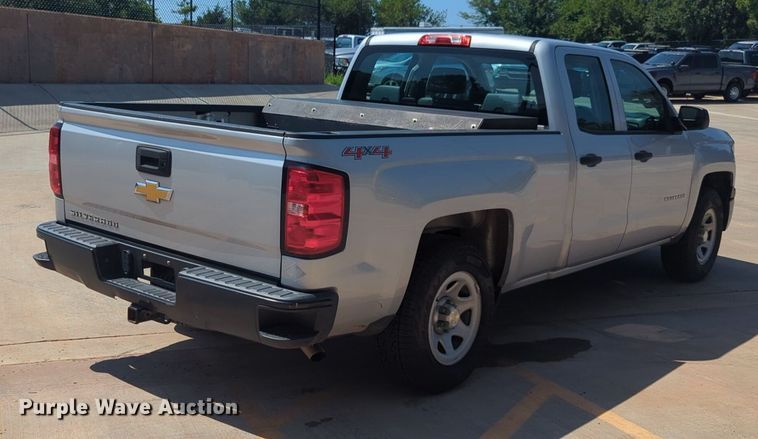 image for item NW9720 2015 Chevrolet  Silverado 1500 Double Cab pickup truck