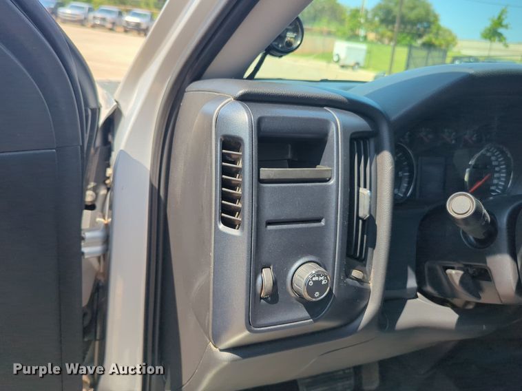 image for item NW9720 2015 Chevrolet  Silverado 1500 Double Cab pickup truck