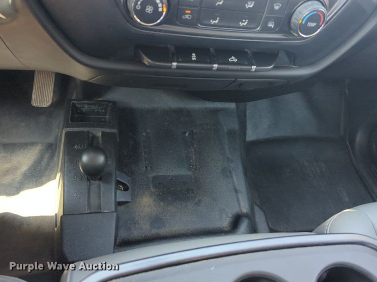 image for item NW9720 2015 Chevrolet  Silverado 1500 Double Cab pickup truck