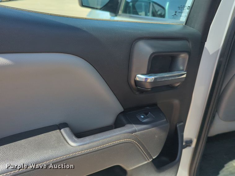 image for item NW9720 2015 Chevrolet  Silverado 1500 Double Cab pickup truck