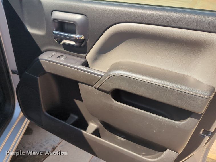 image for item NW9720 2015 Chevrolet  Silverado 1500 Double Cab pickup truck