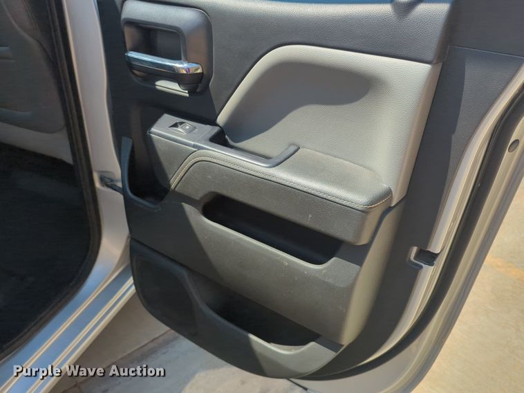 image for item NW9720 2015 Chevrolet  Silverado 1500 Double Cab pickup truck