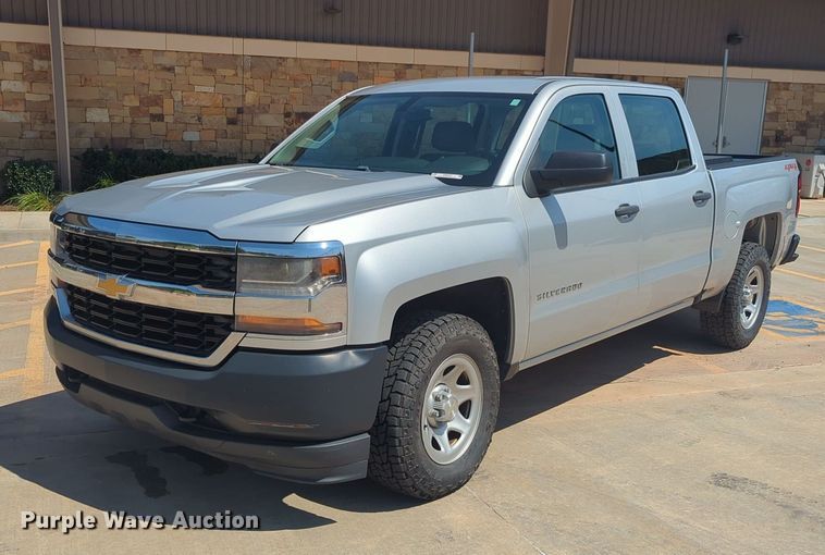 image for item NW9721 2016 Chevrolet  Silverado 1500 Crew Cab pickup truck