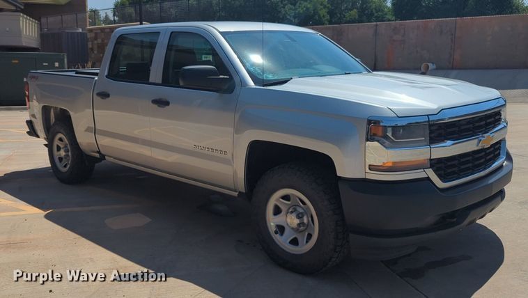 image for item NW9721 2016 Chevrolet  Silverado 1500 Crew Cab pickup truck