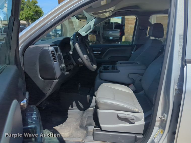 image for item NW9721 2016 Chevrolet  Silverado 1500 Crew Cab pickup truck