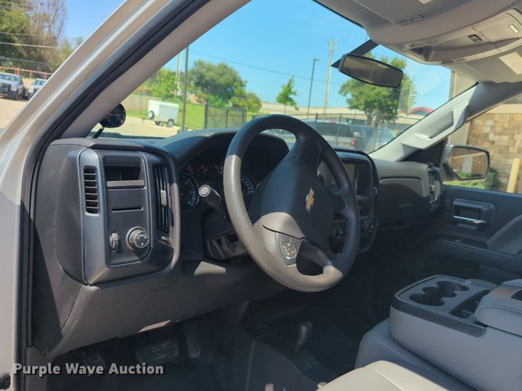 image for item NW9721 2016 Chevrolet  Silverado 1500 Crew Cab pickup truck