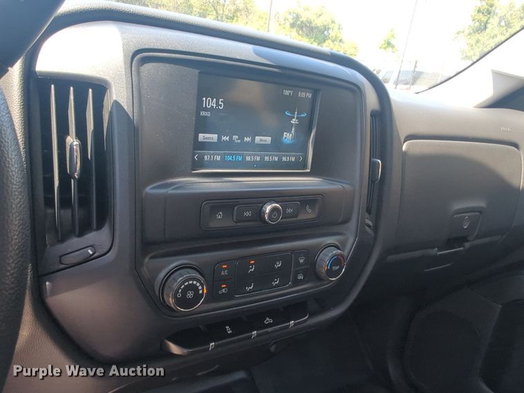 image for item NW9721 2016 Chevrolet  Silverado 1500 Crew Cab pickup truck