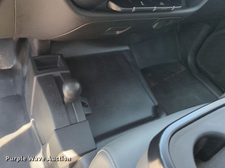 image for item NW9721 2016 Chevrolet  Silverado 1500 Crew Cab pickup truck