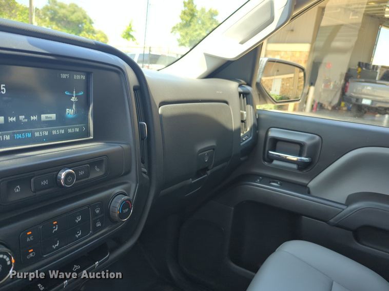 image for item NW9721 2016 Chevrolet  Silverado 1500 Crew Cab pickup truck