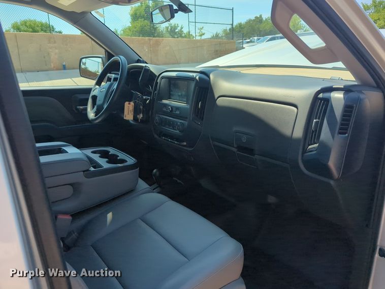 image for item NW9721 2016 Chevrolet  Silverado 1500 Crew Cab pickup truck