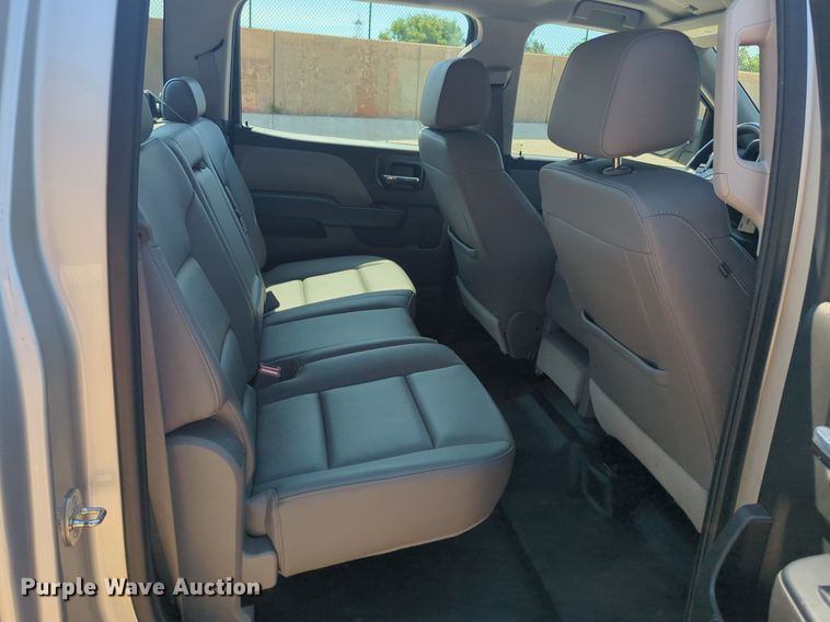 image for item NW9721 2016 Chevrolet  Silverado 1500 Crew Cab pickup truck