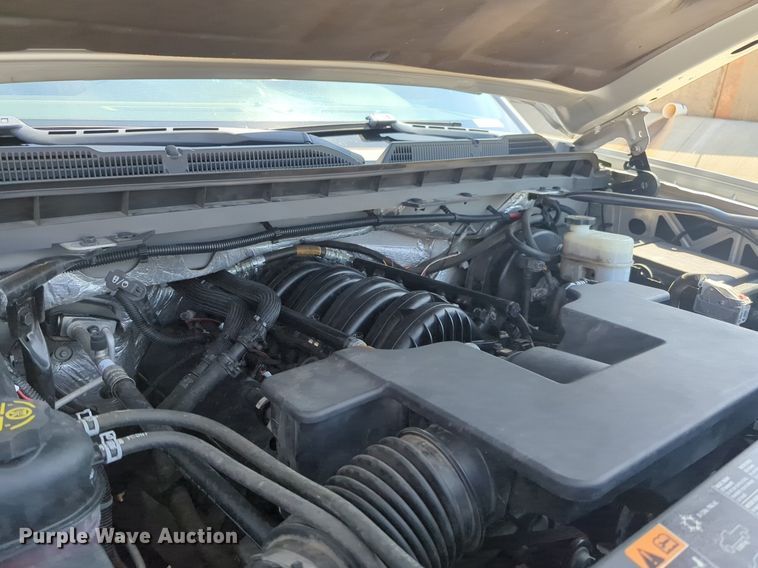 image for item NW9721 2016 Chevrolet  Silverado 1500 Crew Cab pickup truck