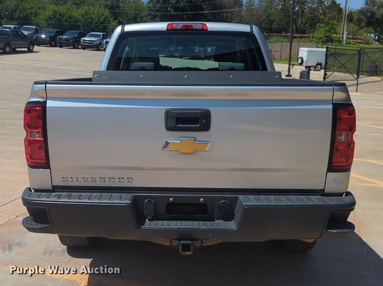 image for item NW9723 2015 Chevrolet Silverado 1500 Crew Cab pickup truck