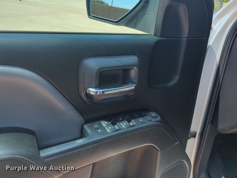 image for item NW9723 2015 Chevrolet Silverado 1500 Crew Cab pickup truck