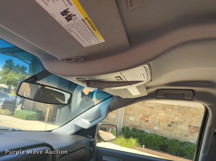 image for item NW9723 2015 Chevrolet Silverado 1500 Crew Cab pickup truck