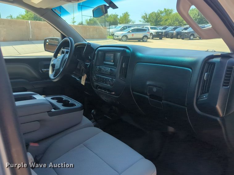 image for item NW9723 2015 Chevrolet Silverado 1500 Crew Cab pickup truck