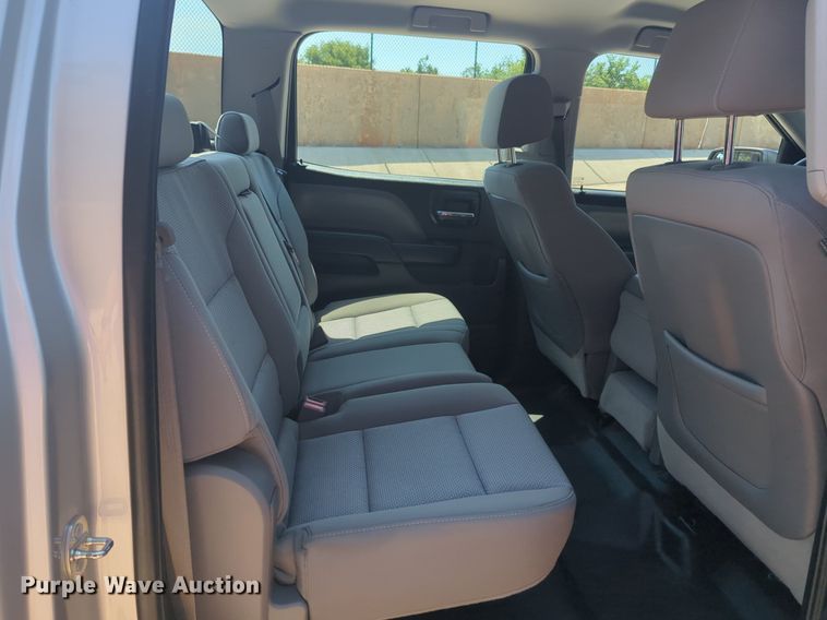 image for item NW9723 2015 Chevrolet Silverado 1500 Crew Cab pickup truck