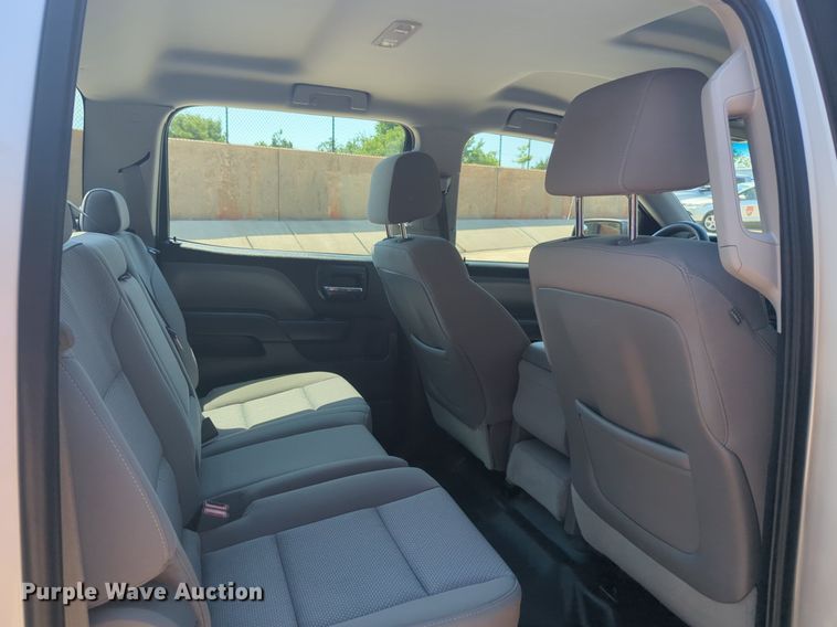 image for item NW9723 2015 Chevrolet Silverado 1500 Crew Cab pickup truck