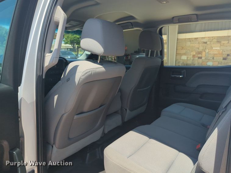 image for item NW9723 2015 Chevrolet Silverado 1500 Crew Cab pickup truck