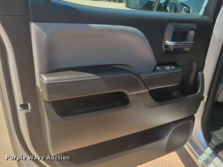 image for item NW9723 2015 Chevrolet Silverado 1500 Crew Cab pickup truck