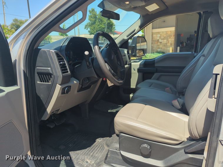 image for item NW9724 2018 Ford  F250 Super Duty SuperCab pickup truck