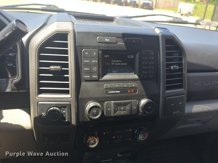 image for item NW9724 2018 Ford  F250 Super Duty SuperCab pickup truck