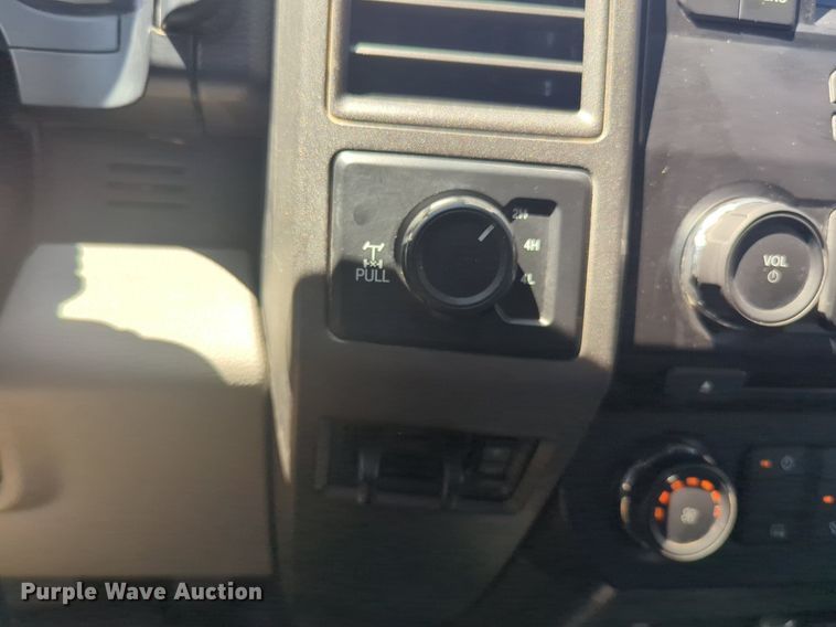 image for item NW9724 2018 Ford  F250 Super Duty SuperCab pickup truck