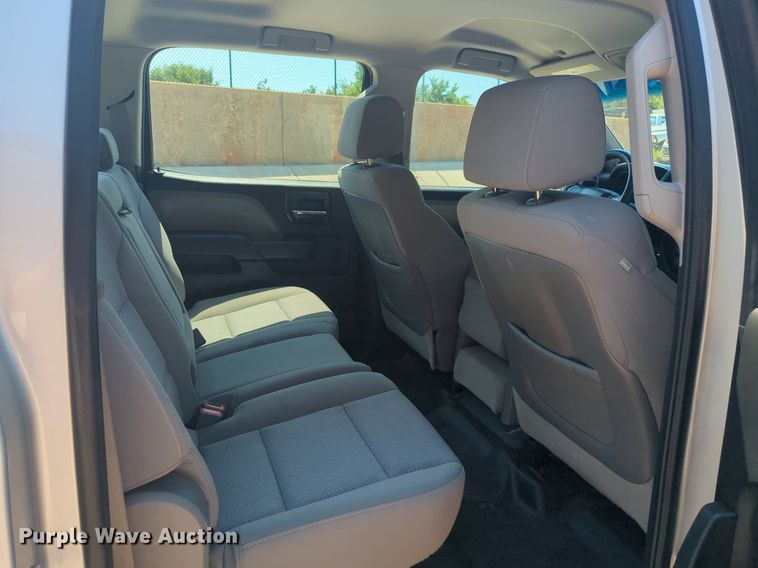 image for item NW9725 2015 Chevrolet  Silverado 1500 Crew Cab pickup truck