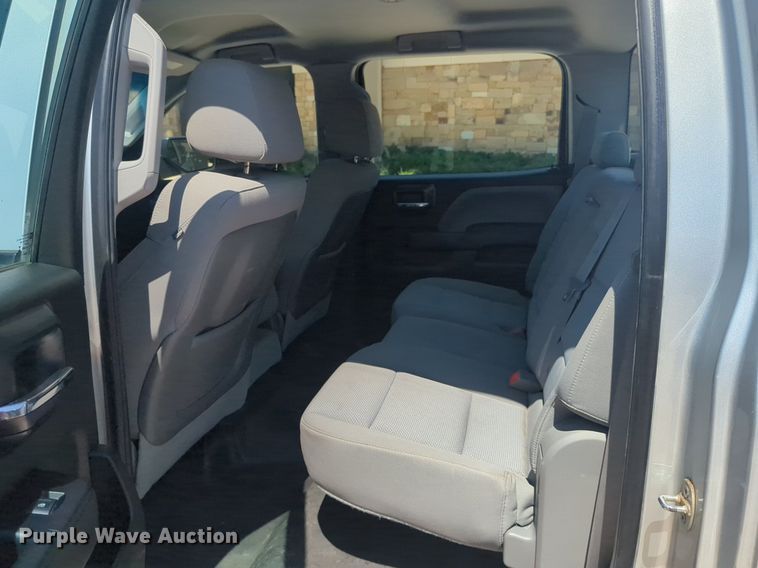 image for item NW9725 2015 Chevrolet  Silverado 1500 Crew Cab pickup truck