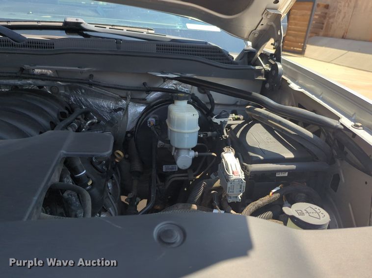 image for item NW9725 2015 Chevrolet  Silverado 1500 Crew Cab pickup truck