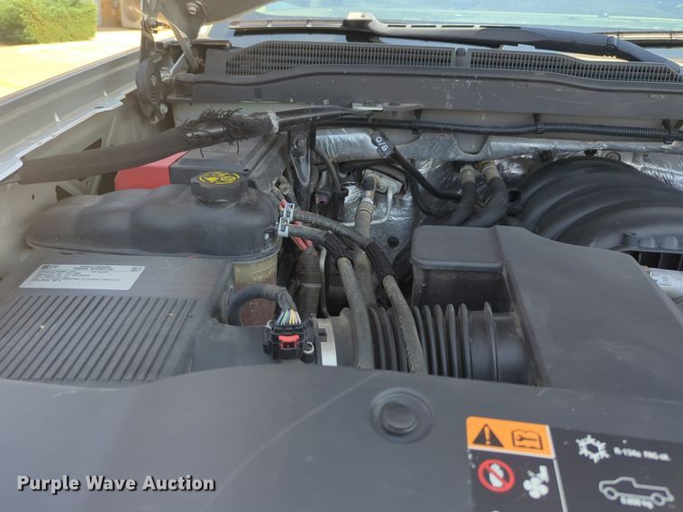 image for item NW9725 2015 Chevrolet  Silverado 1500 Crew Cab pickup truck