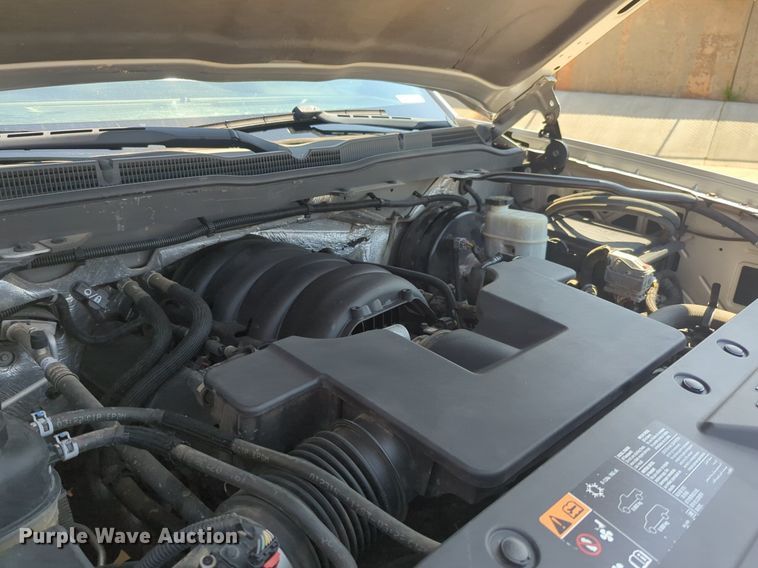 image for item NW9725 2015 Chevrolet  Silverado 1500 Crew Cab pickup truck