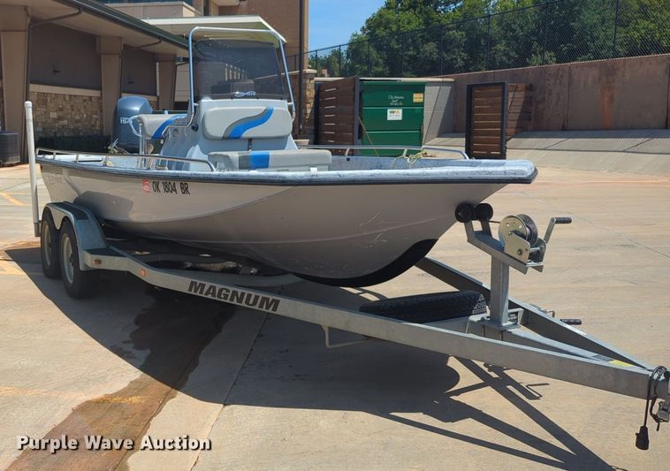 image for item NW9726 2004 Bluewave Classic 190 boat