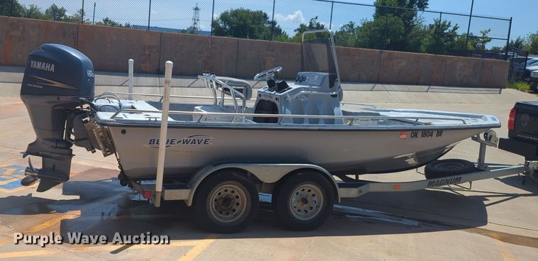 image for item NW9726 2004 Bluewave Classic 190 boat