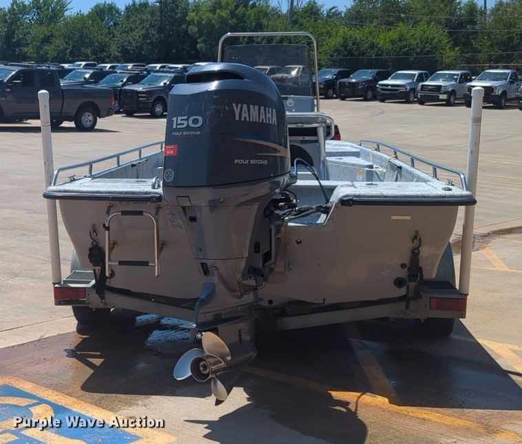 image for item NW9726 2004 Bluewave Classic 190 boat