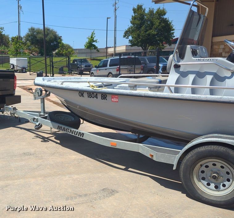 image for item NW9726 2004 Bluewave Classic 190 boat