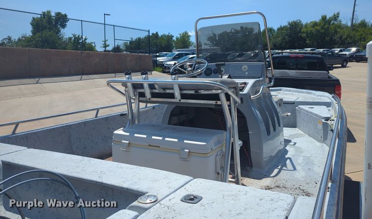 image for item NW9726 2004 Bluewave Classic 190 boat