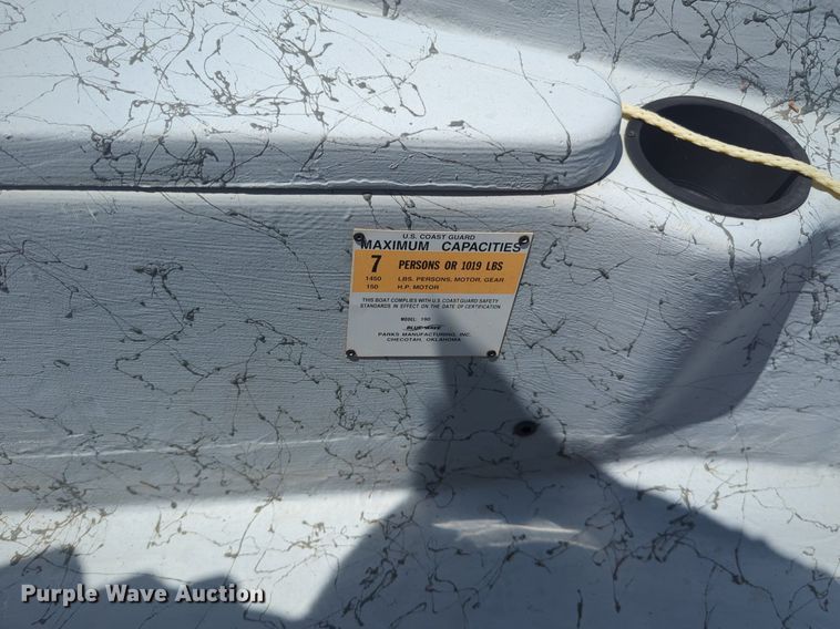 image for item NW9726 2004 Bluewave Classic 190 boat