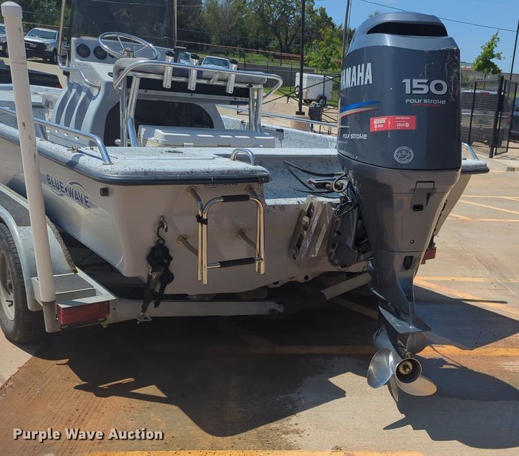 image for item NW9726 2004 Bluewave Classic 190 boat