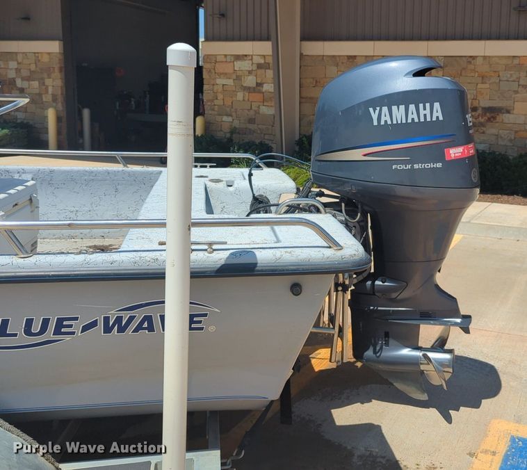 image for item NW9726 2004 Bluewave Classic 190 boat