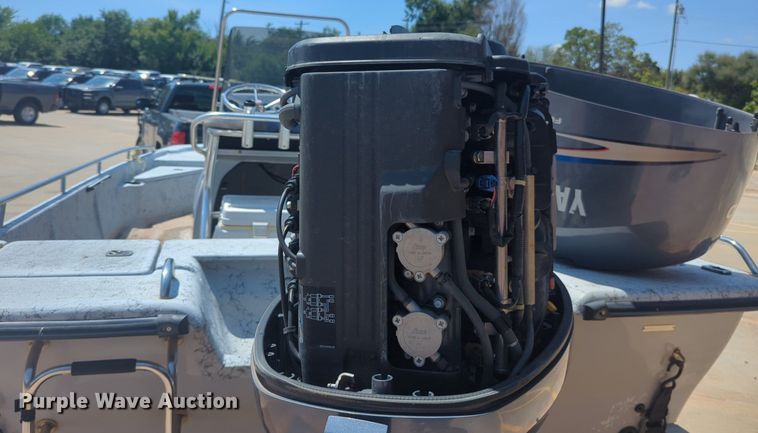 image for item NW9726 2004 Bluewave Classic 190 boat