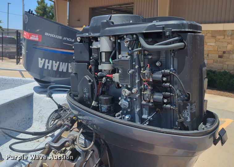 image for item NW9726 2004 Bluewave Classic 190 boat