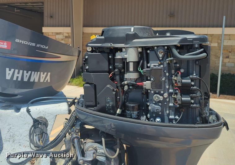 image for item NW9726 2004 Bluewave Classic 190 boat