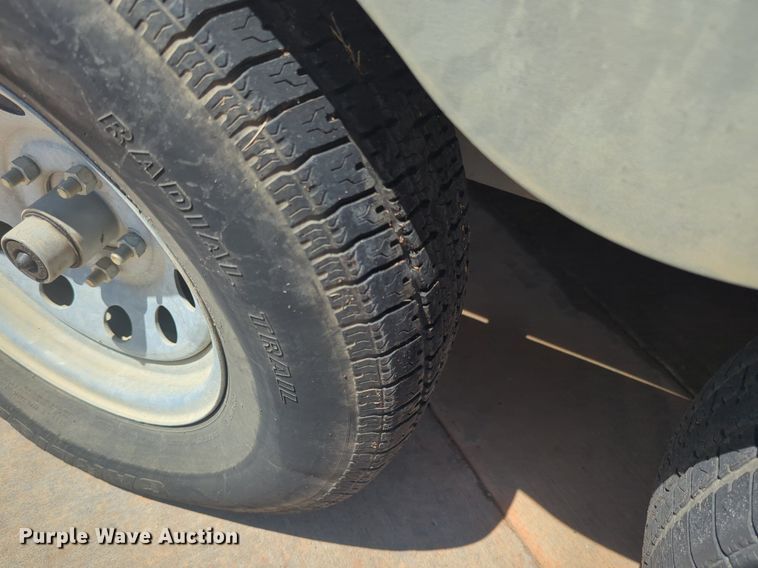 image for item NW9726 2004 Bluewave Classic 190 boat